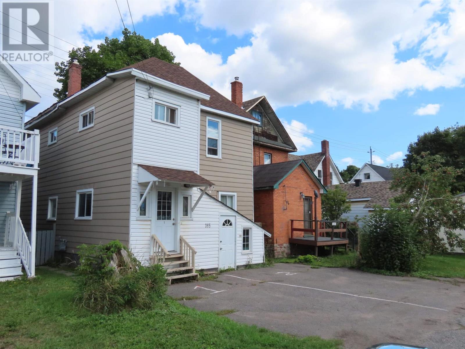 365 Wellington St, Sault Ste Marie, Ontario  P6A 2L8 - Photo 2 - SM253000