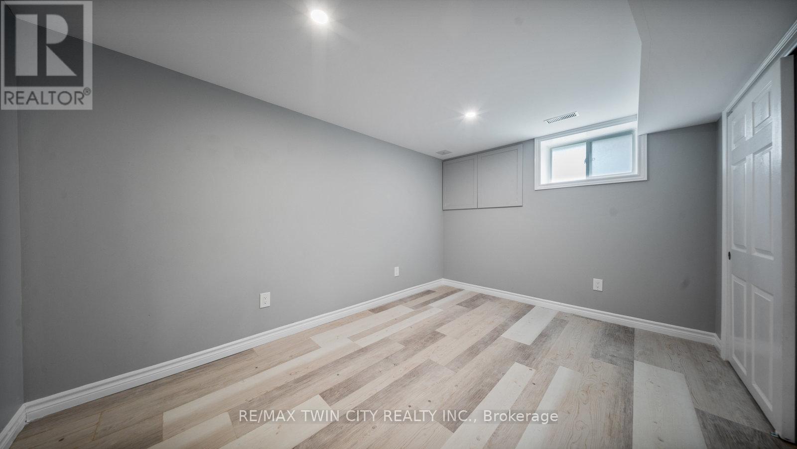 138 Henry Street, Brantford, Ontario  N3S 5C7 - Photo 13 - X12469868