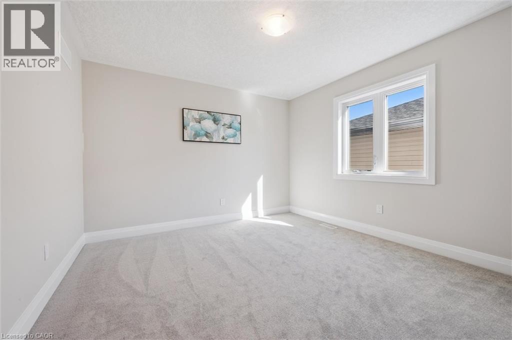 916 Valencia Court, Kitchener, Ontario  N2R 0R5 - Photo 20 - 40779385