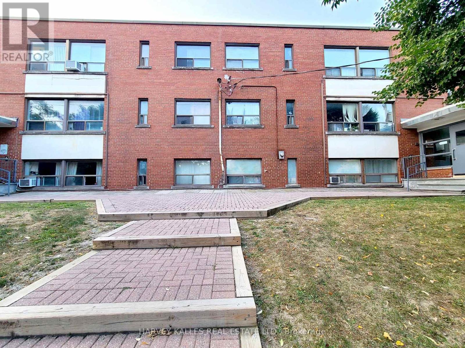 2 - 4 Greenbrook Drive, Toronto, Ontario  M6M 2J9 - Photo 7 - W12466065