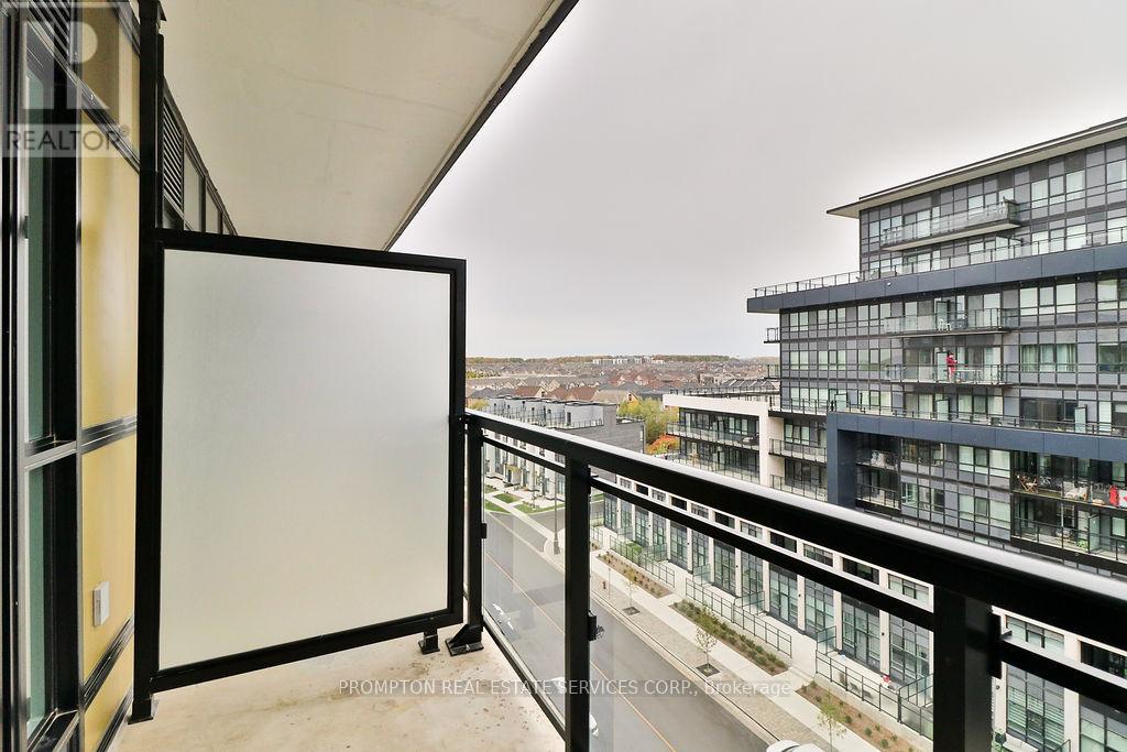 715 - 405 Dundas Street W, Oakville, Ontario  L6M 5P9 - Photo 13 - W12469876
