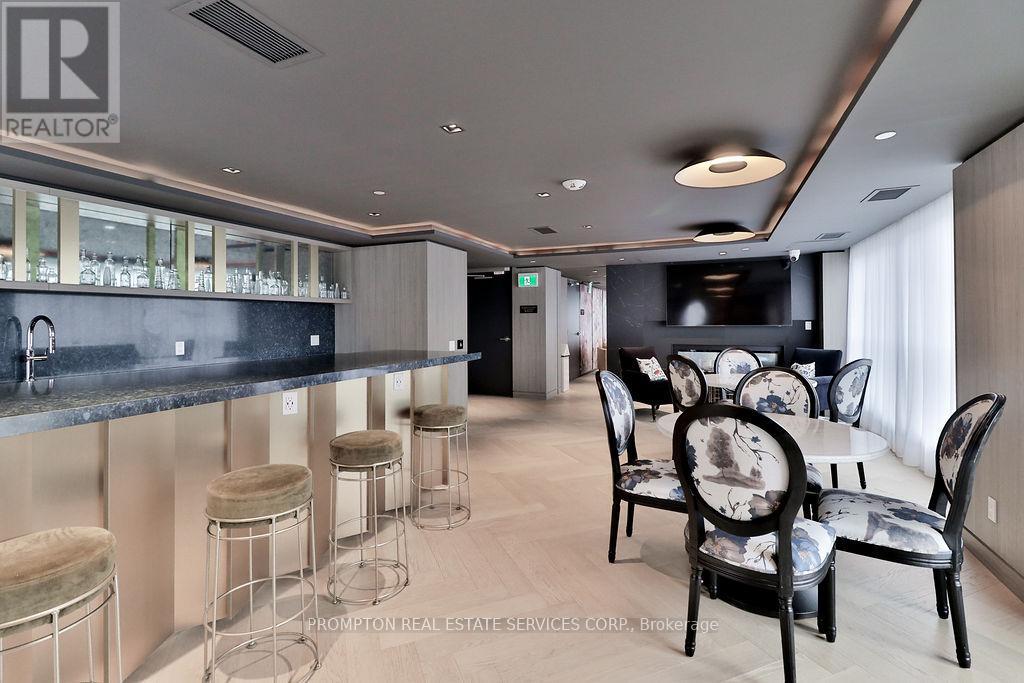 715 - 405 Dundas Street W, Oakville, Ontario  L6M 5P9 - Photo 26 - W12469876