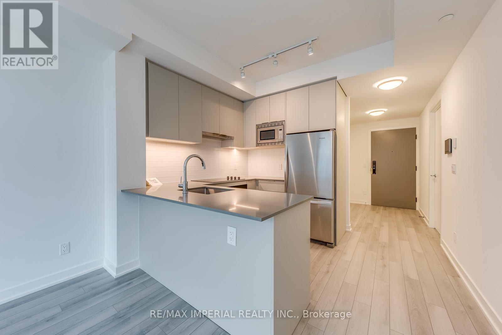 A1410 - 3079 Trafalgar Road, Oakville, Ontario  L6H 8C5 - Photo 12 - W12469877
