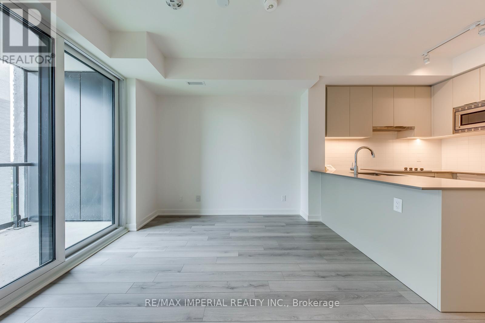 A1410 - 3079 Trafalgar Road, Oakville, Ontario  L6H 8C5 - Photo 14 - W12469877