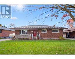 5 BERGIN AVENUE, centre wellington (fergus), Ontario