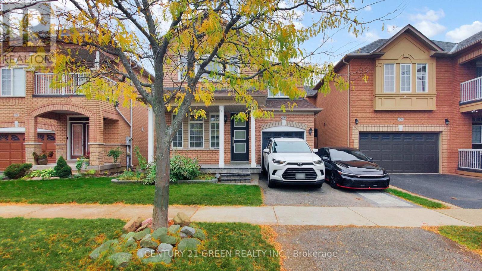 3794 Arbourview Terrace, Mississauga, Ontario  L5M 7A9 - Photo 2 - W12468673