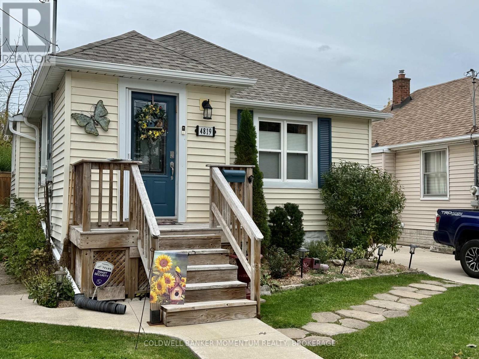 4819 SIXTH AVENUE, Niagara Falls, Ontario