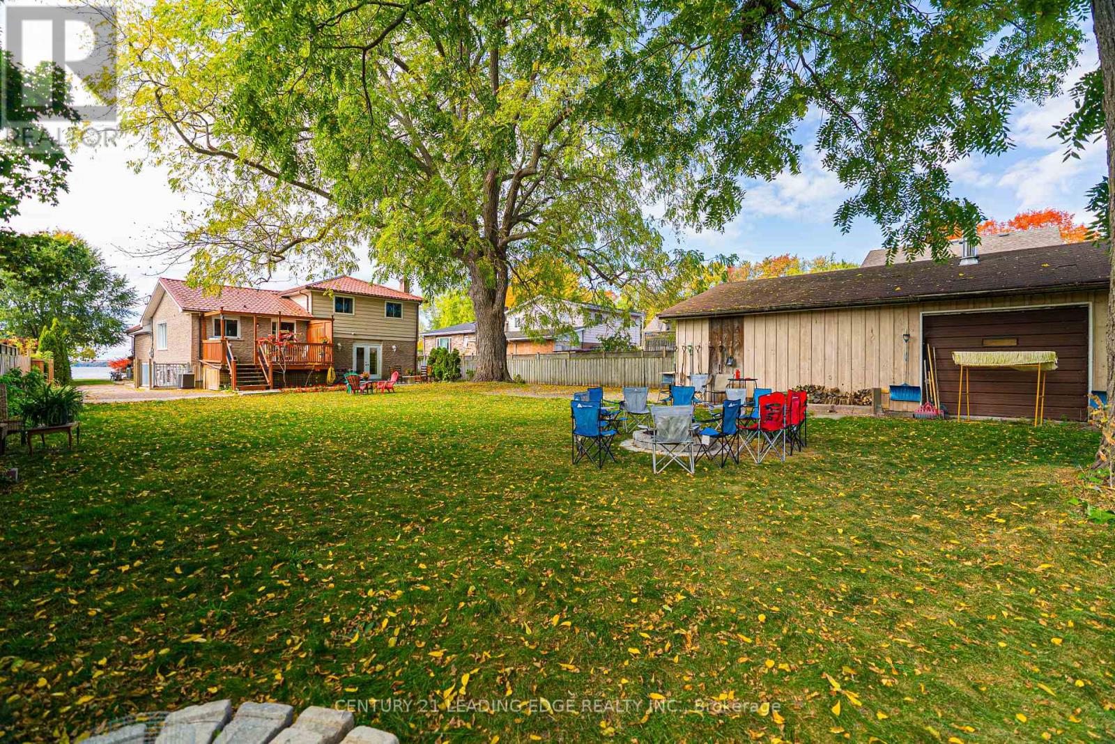 55 Lake Drive N, Georgina, Ontario  L4P 1A5 - Photo 35 - N12467639