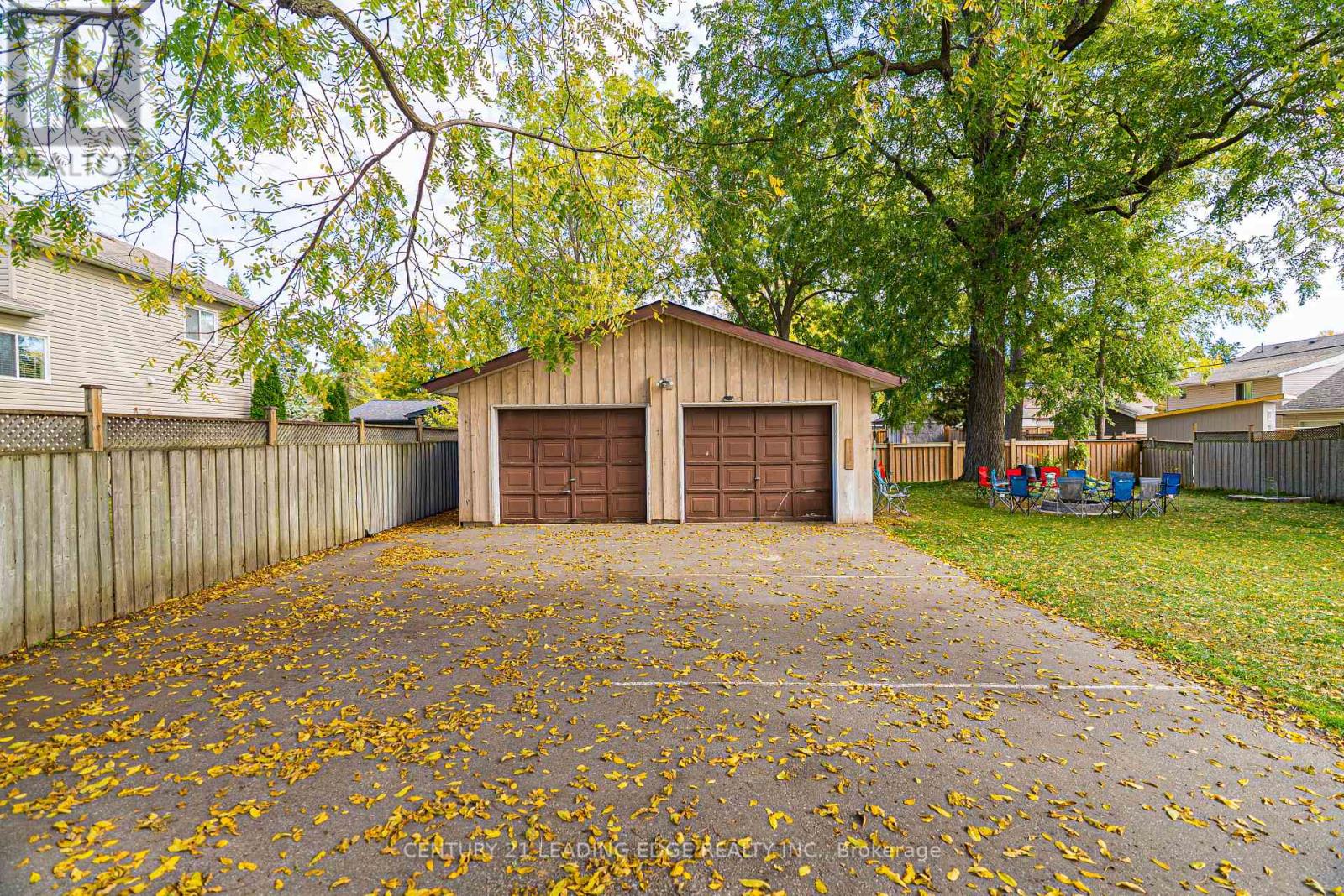 55 Lake Drive N, Georgina, Ontario  L4P 1A5 - Photo 36 - N12467639