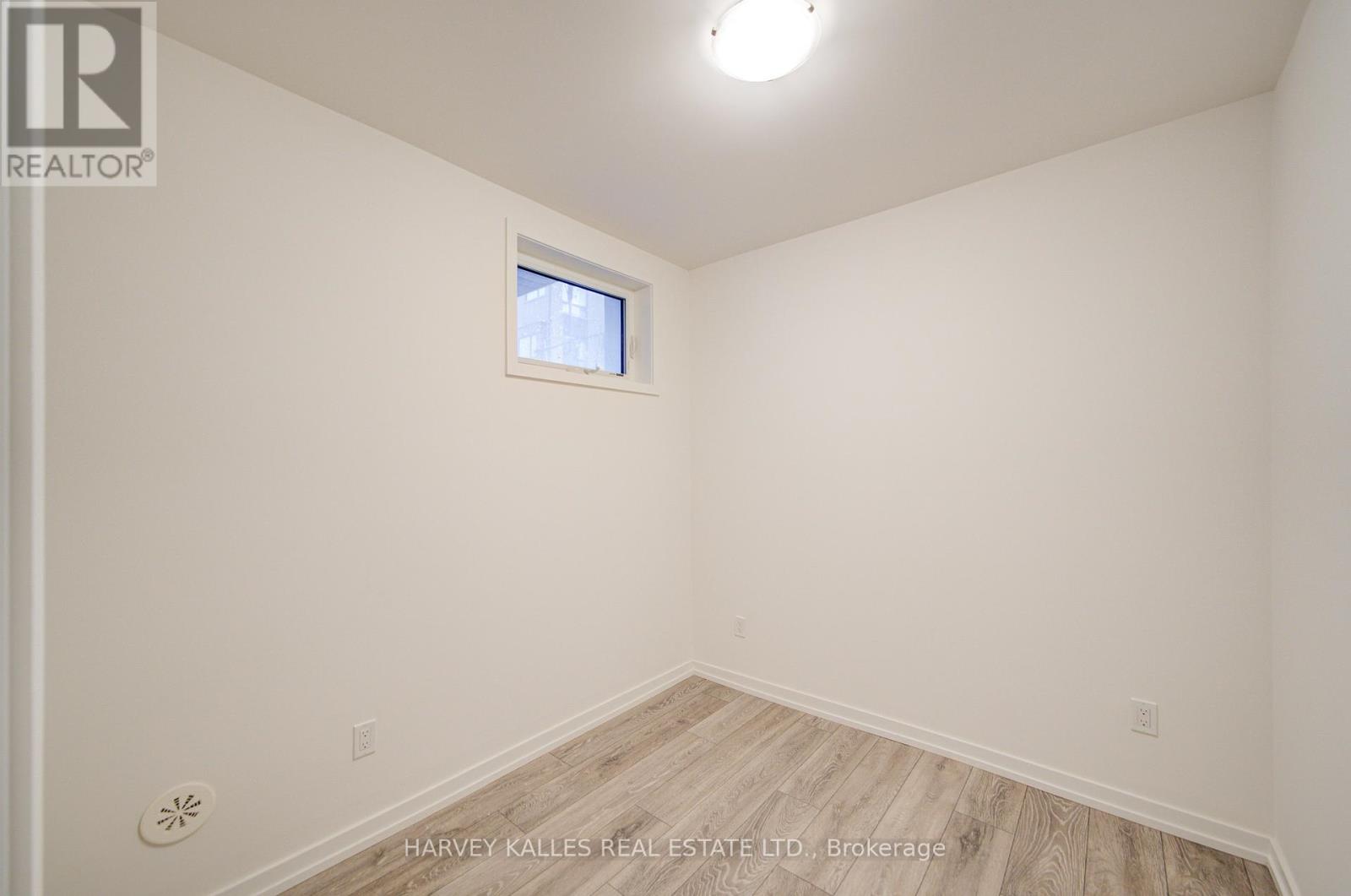 28 - 18 Lytham Green Circle, Newmarket, Ontario  L3Y 0H4 - Photo 21 - N12468363