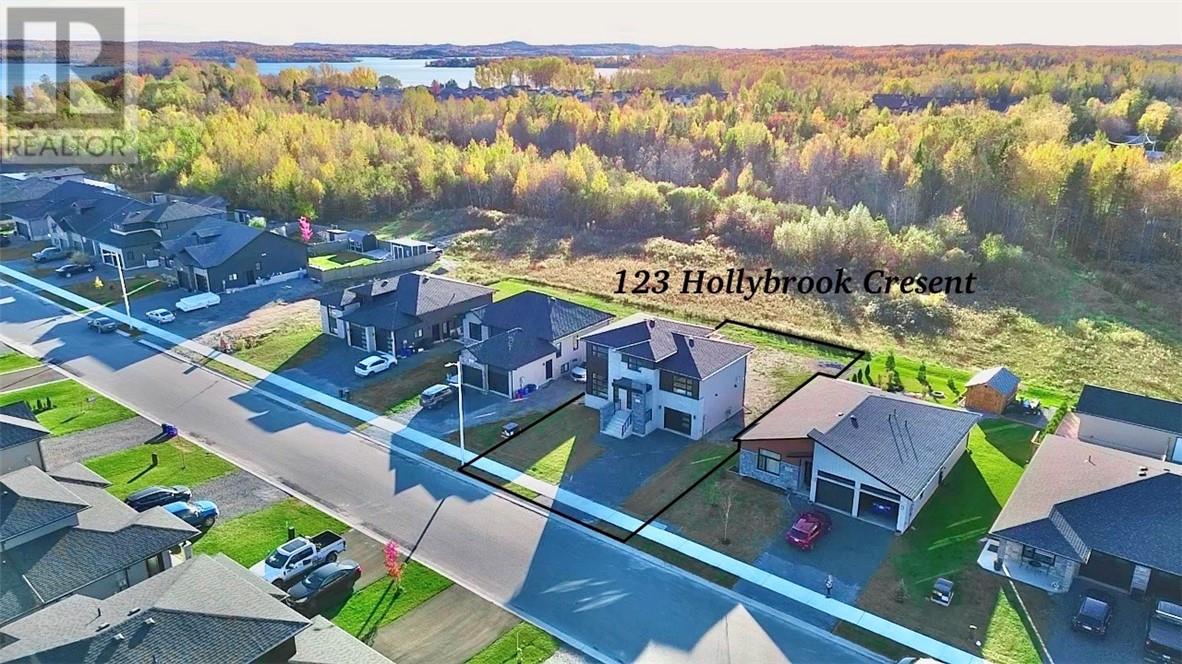 123 Hollybrook Crescent, Azilda, Ontario  P0M 1B0 - Photo 2 - 2125276