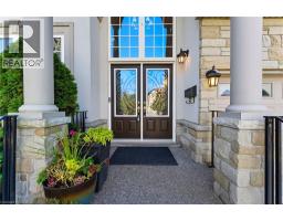 20 LORUPE Court, Ancaster, Ontario