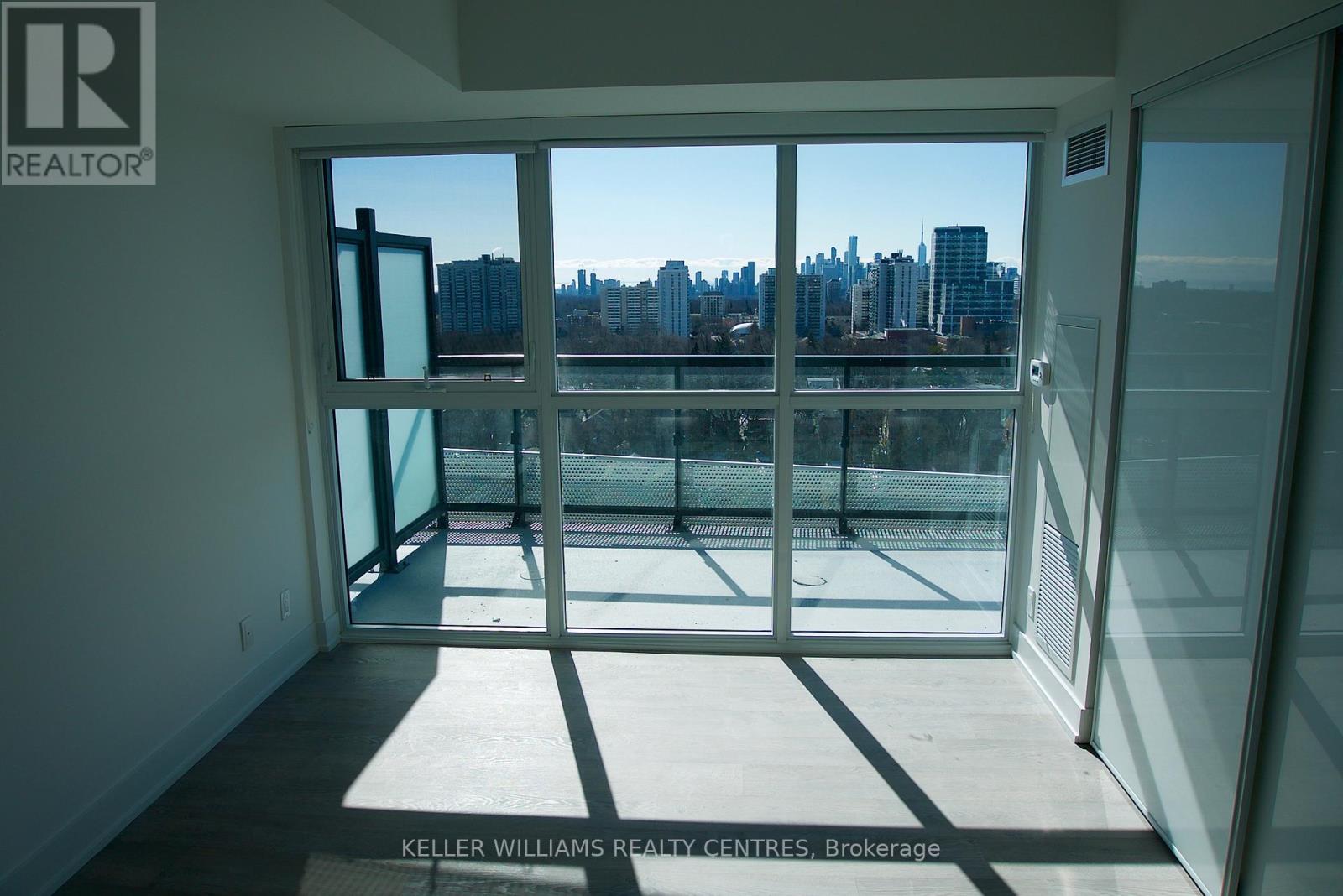 1404 - 11 Lillian Street, Toronto, Ontario  M4S 2H7 - Photo 5 - C12469892