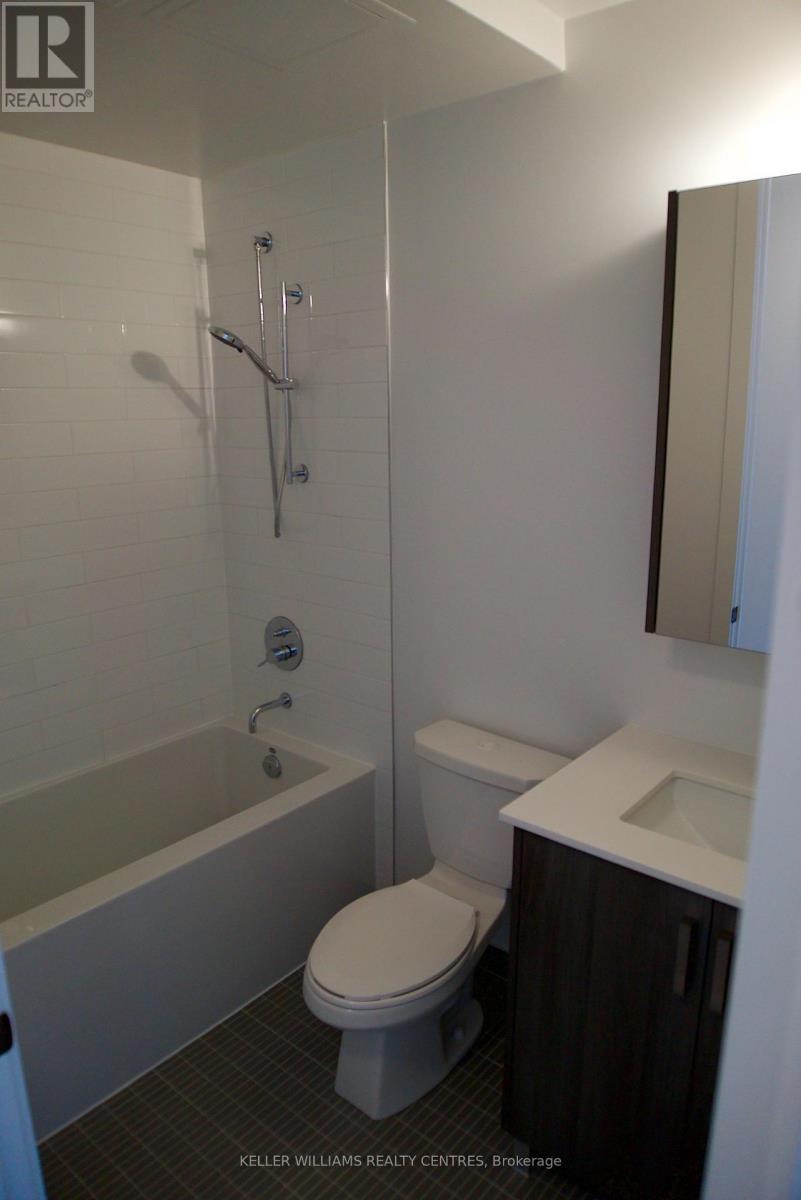 1404 - 11 Lillian Street, Toronto, Ontario  M4S 2H7 - Photo 7 - C12469892