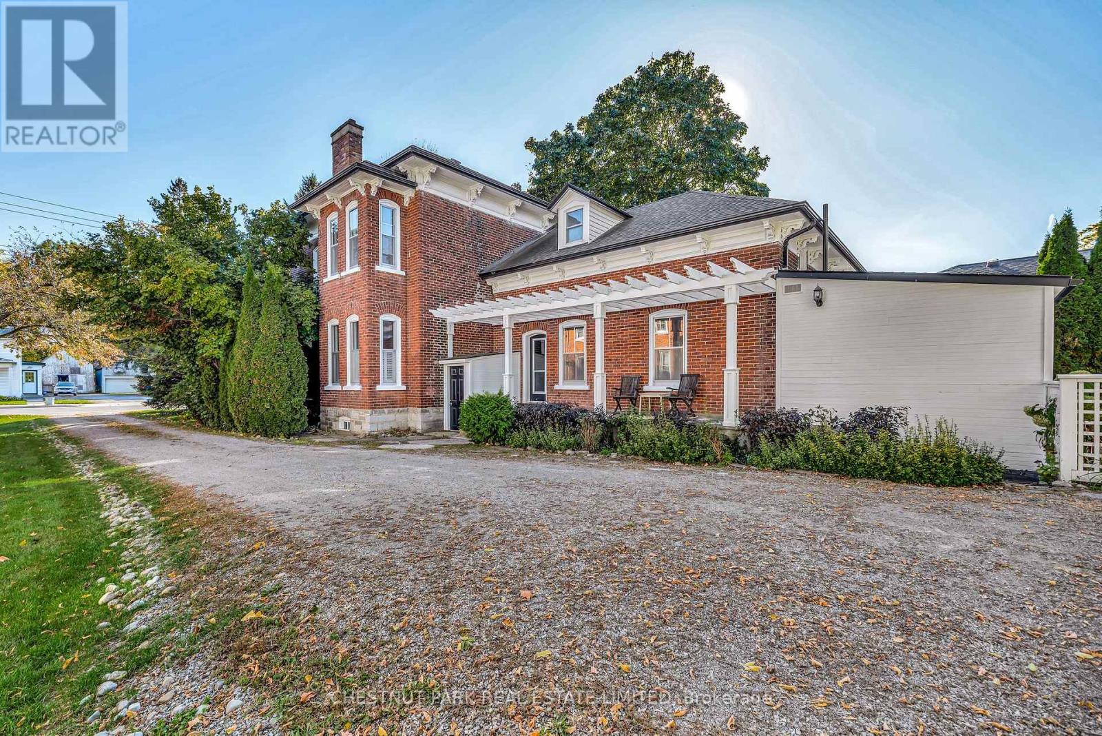 25 Picton Main Street, Prince Edward County, Ontario  K0K 2T0 - Photo 2 - X12469902