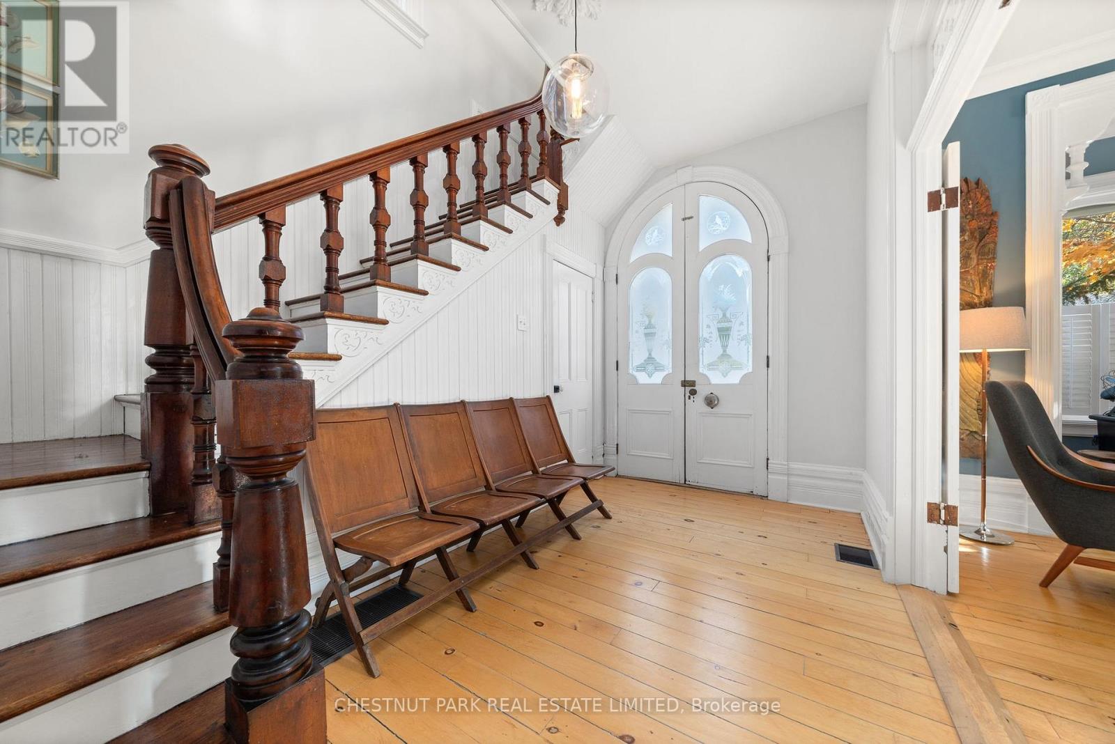 25 Picton Main Street, Prince Edward County, Ontario  K0K 2T0 - Photo 6 - X12469902
