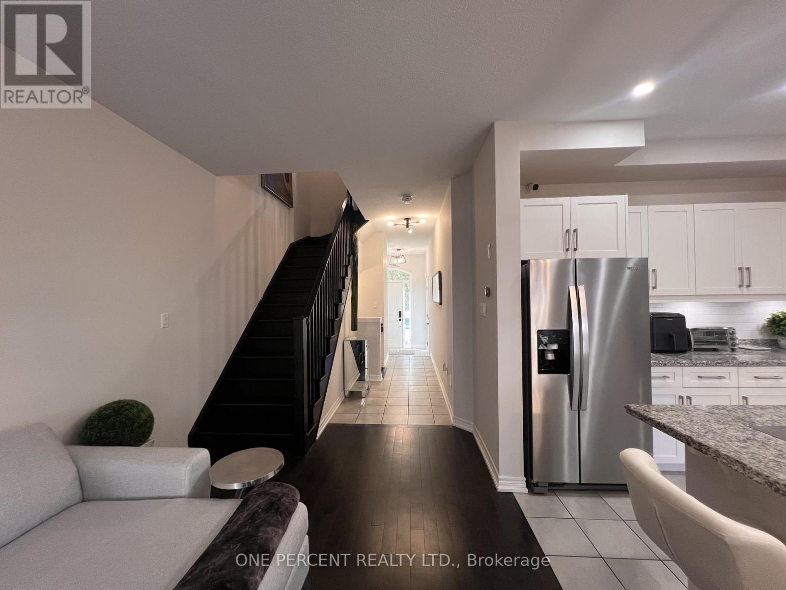 1165 West 5th Street, Hamilton, Ontario  L9B 1J5 - Photo 18 - X12469889