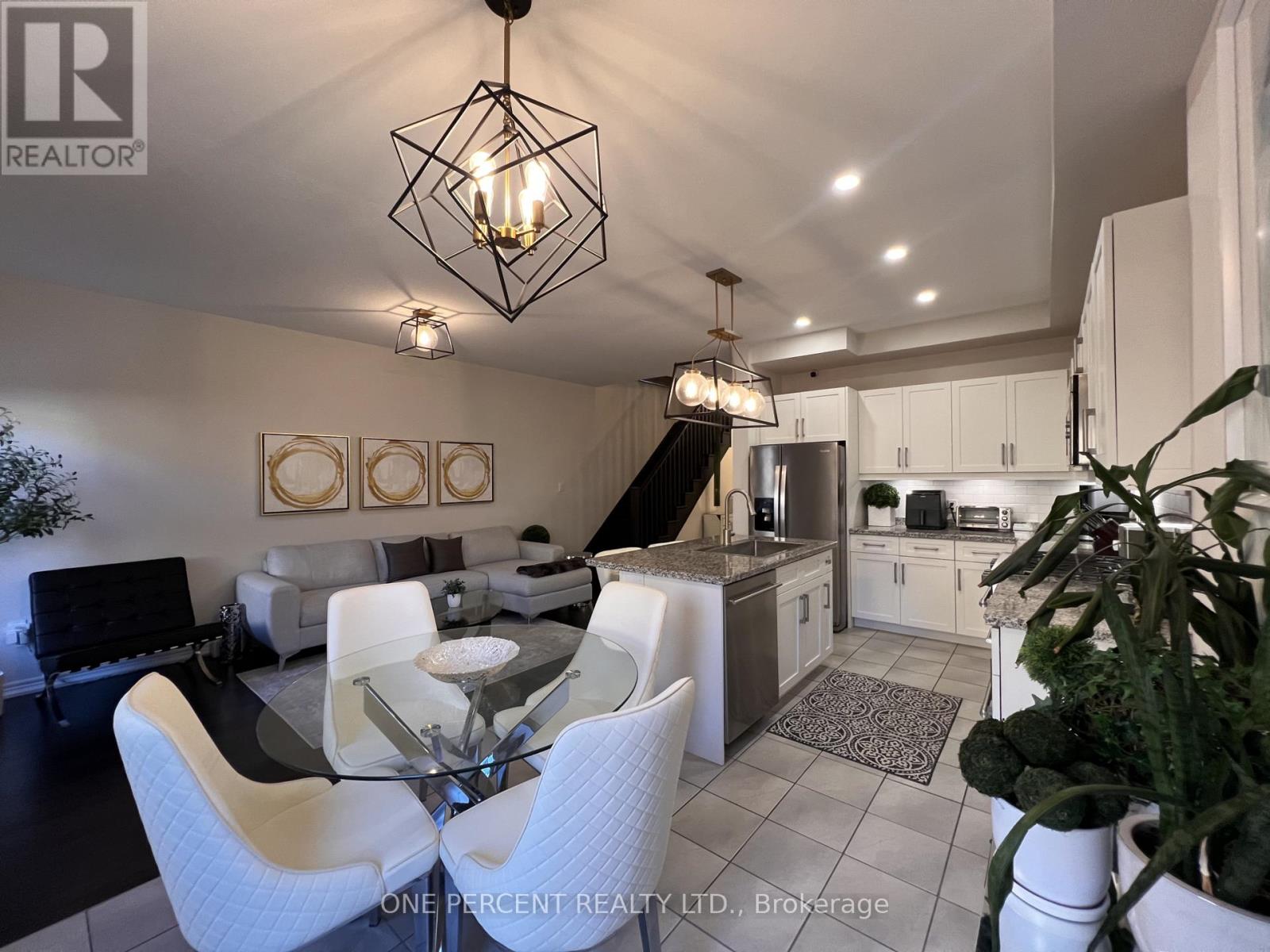 1165 West 5th Street, Hamilton, Ontario  L9B 1J5 - Photo 9 - X12469889