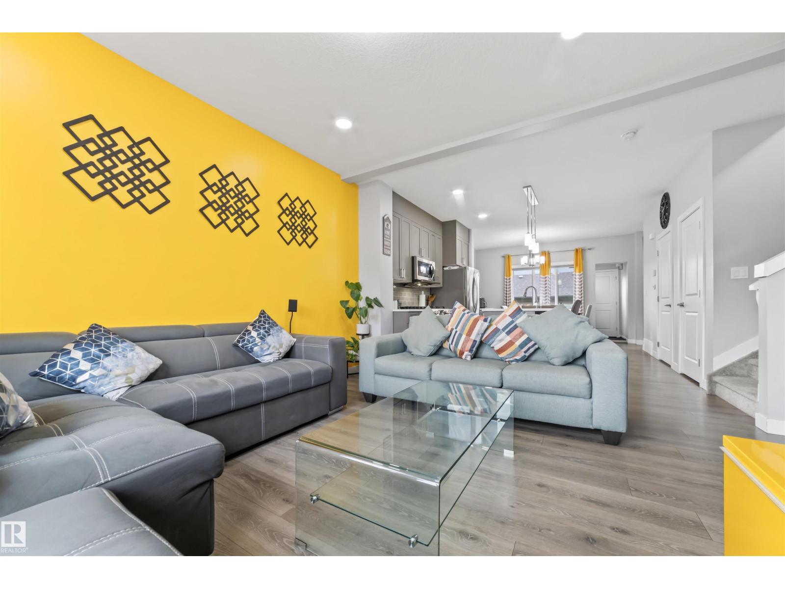 2153 Maple Rd Nw, Edmonton, Alberta  T6T 2L4 - Photo 3 - E4462667