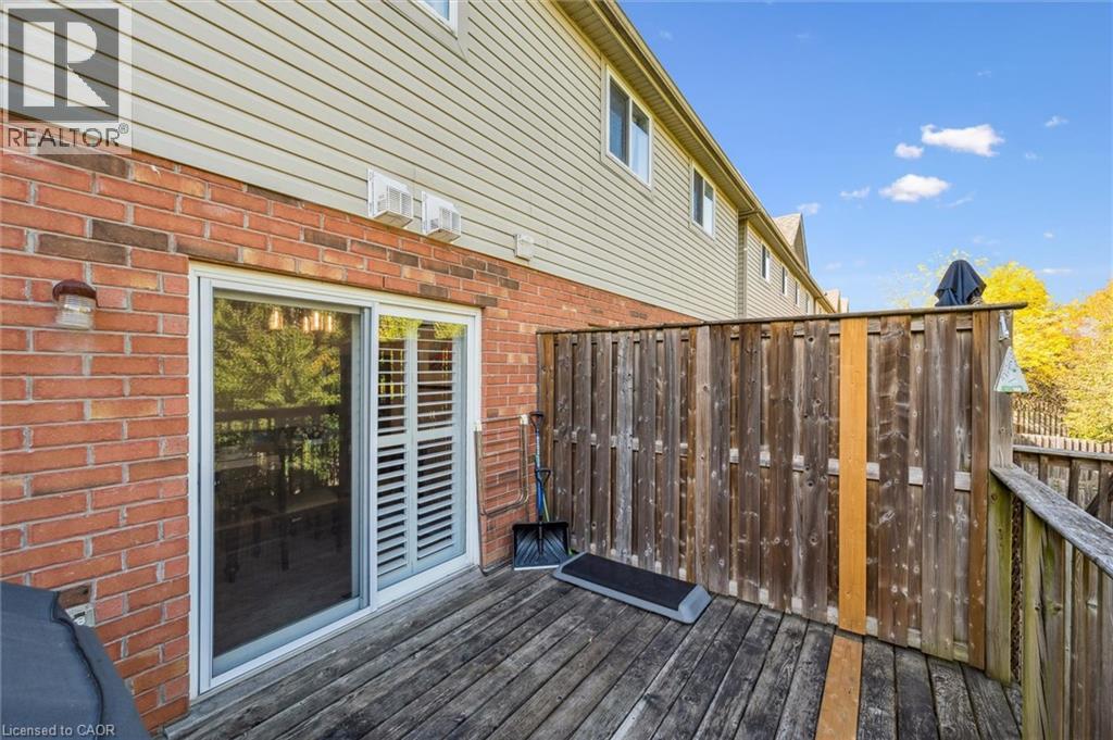354 Dearborn Boulevard, Waterloo, Ontario  N2J 4Y9 - Photo 39 - 40777031