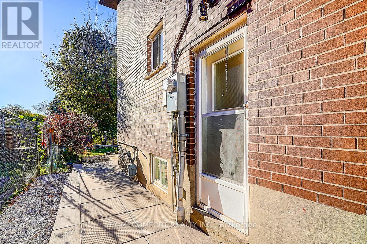 42 Greyhound Drive, Toronto, Ontario  M2H 1K3 - Photo 45 - C12469912