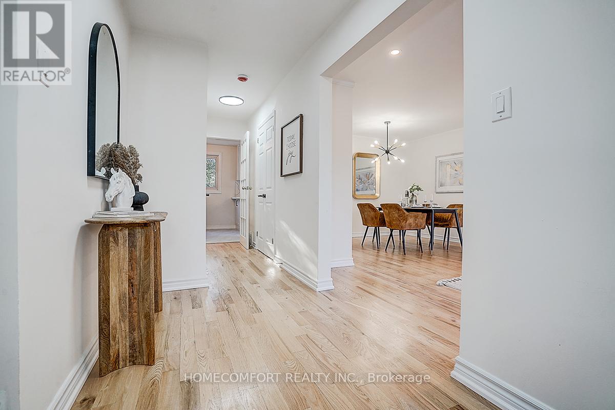 42 Greyhound Drive, Toronto, Ontario  M2H 1K3 - Photo 6 - C12469912