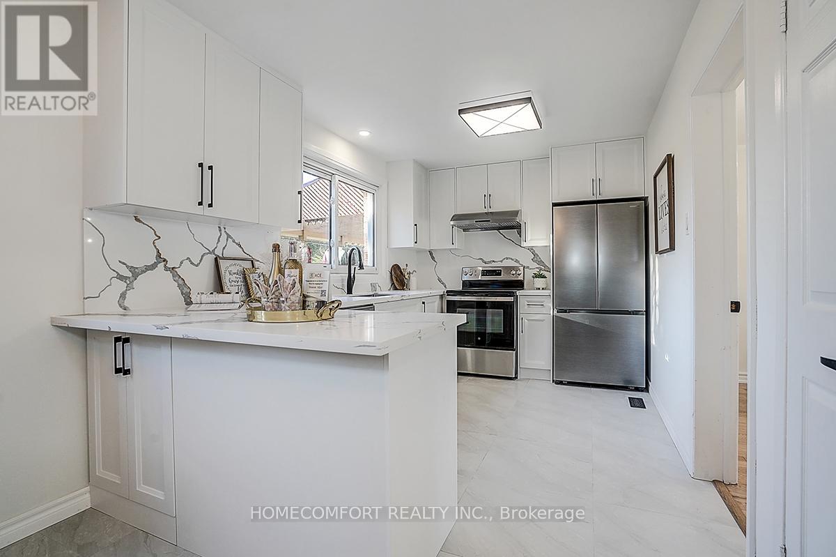 42 Greyhound Drive, Toronto, Ontario  M2H 1K3 - Photo 8 - C12469912