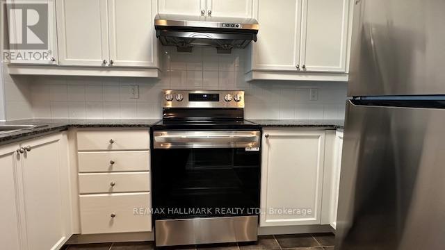 Lph10 - 185 Oneida Crescent, Richmond Hill, Ontario  L4B 0B1 - Photo 4 - N12469905
