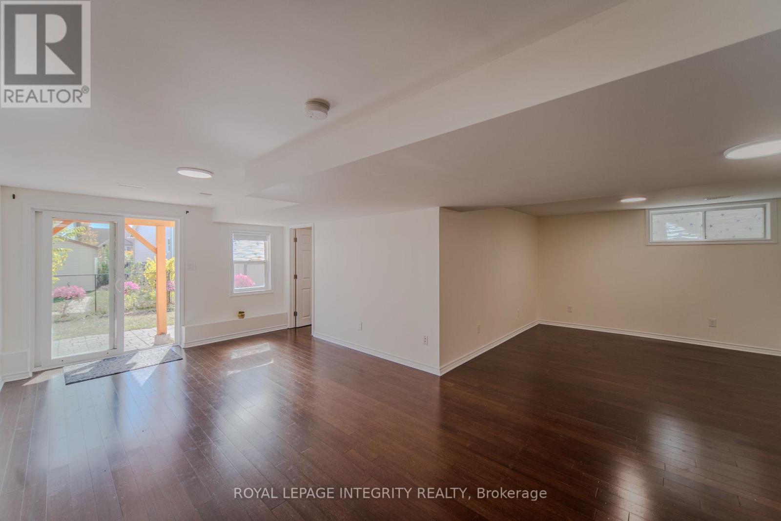 214 Huntsville Drive, Ottawa, Ontario  K2T 0C7 - Photo 28 - X12447364
