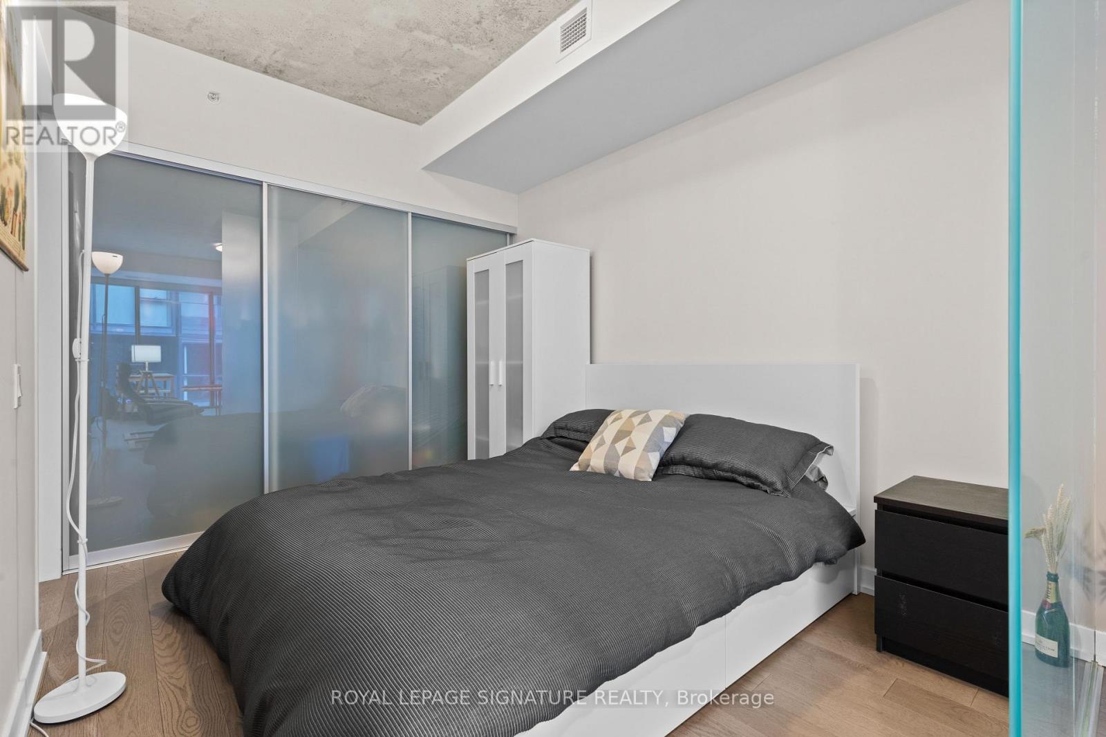 406 - 38 Stewart Street, Toronto, Ontario  M5V 1M5 - Photo 15 - C12469009
