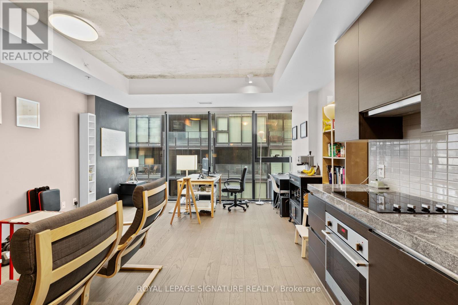 406 - 38 Stewart Street, Toronto, Ontario  M5V 1M5 - Photo 4 - C12469009