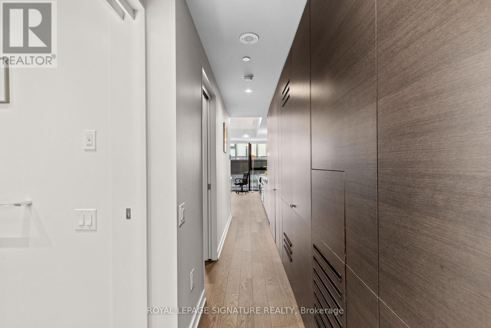 406 - 38 Stewart Street, Toronto, Ontario  M5V 1M5 - Photo 6 - C12469009