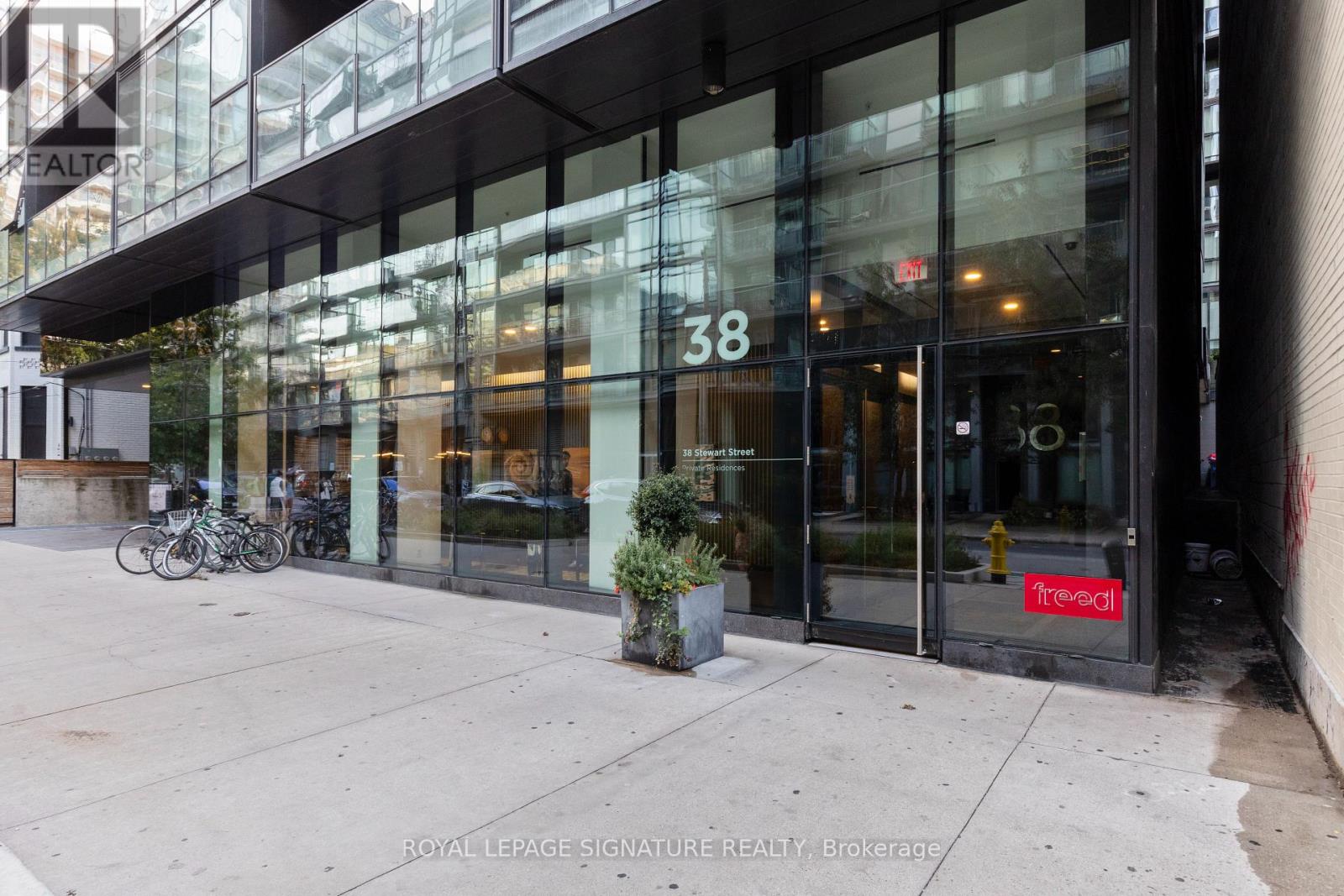 406 - 38 Stewart Street, Toronto, Ontario  M5V 1M5 - Photo 25 - C12469009