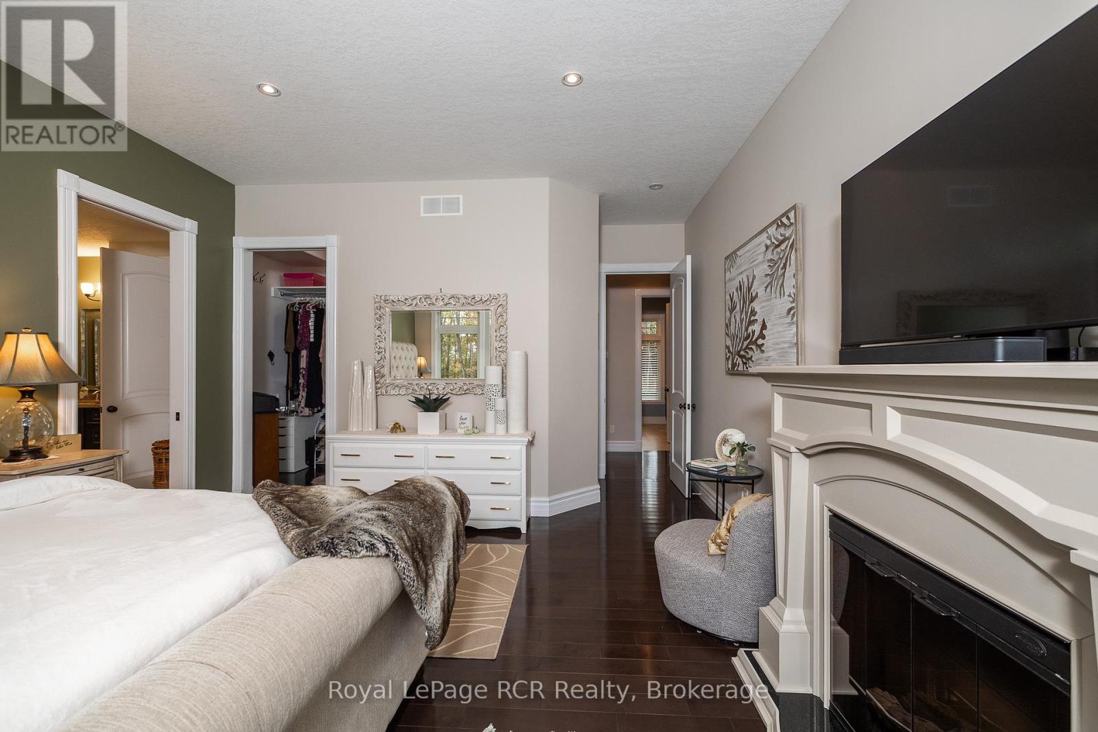 414498 Baseline Road, West Grey, Ontario  N0C 1H0 - Photo 16 - X12469922