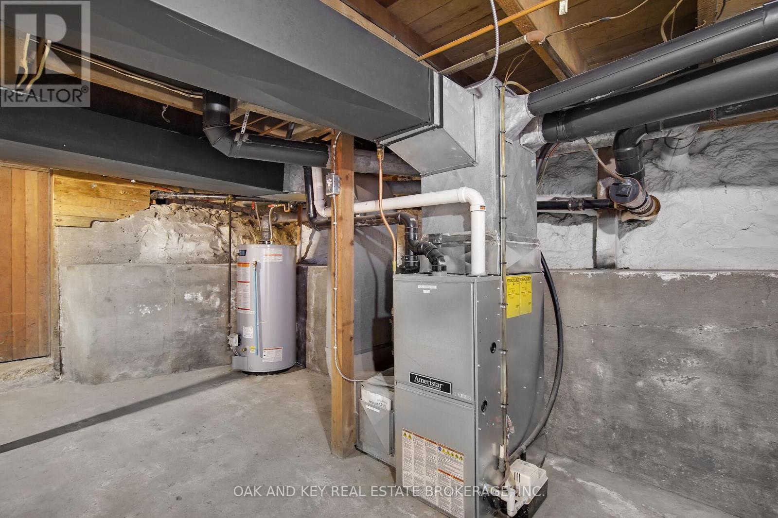 1 Prince Street, Lambton Shores, Ontario  N0N 1J0 - Photo 27 - X12469940