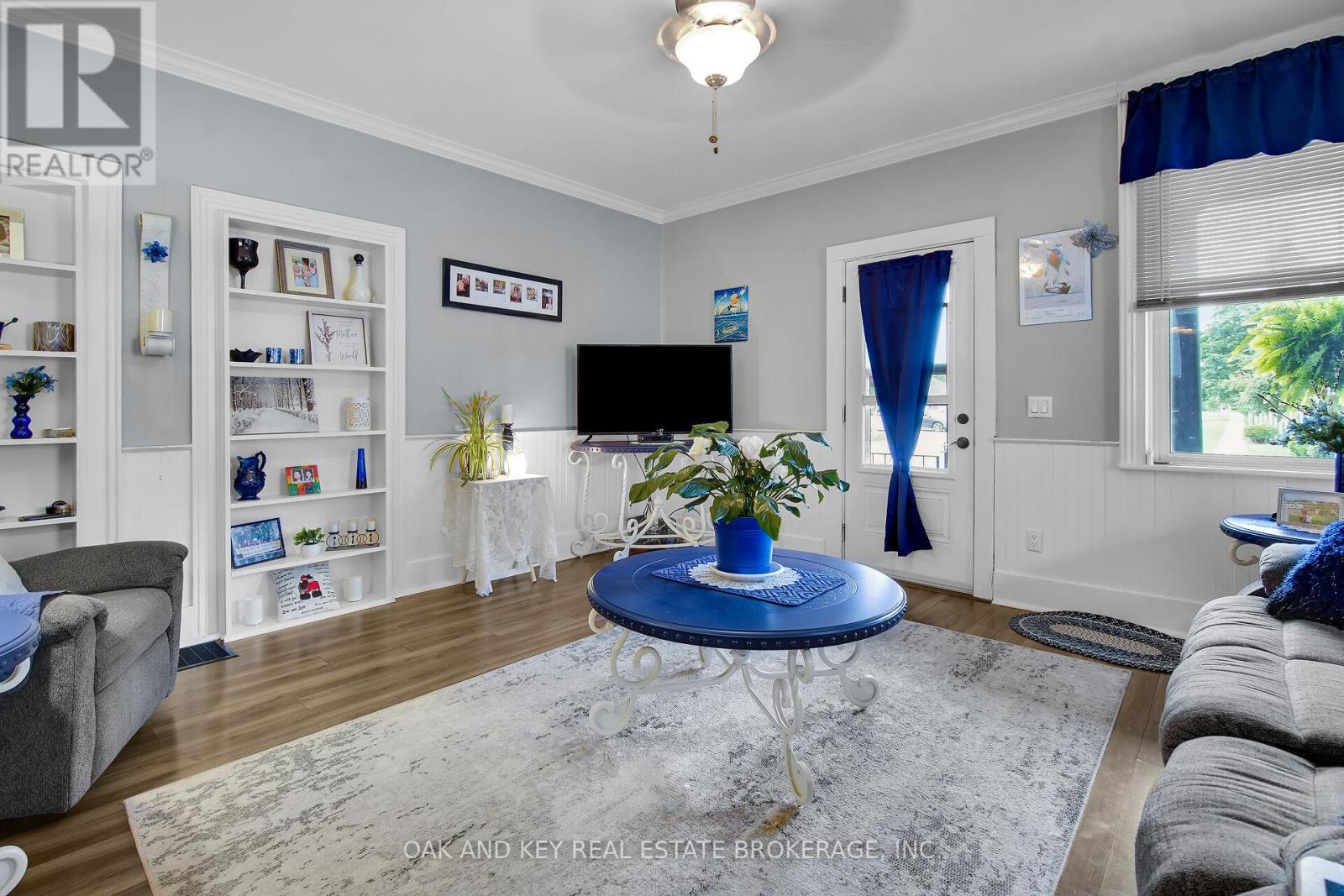 1 Prince Street, Lambton Shores, Ontario  N0N 1J0 - Photo 34 - X12469940