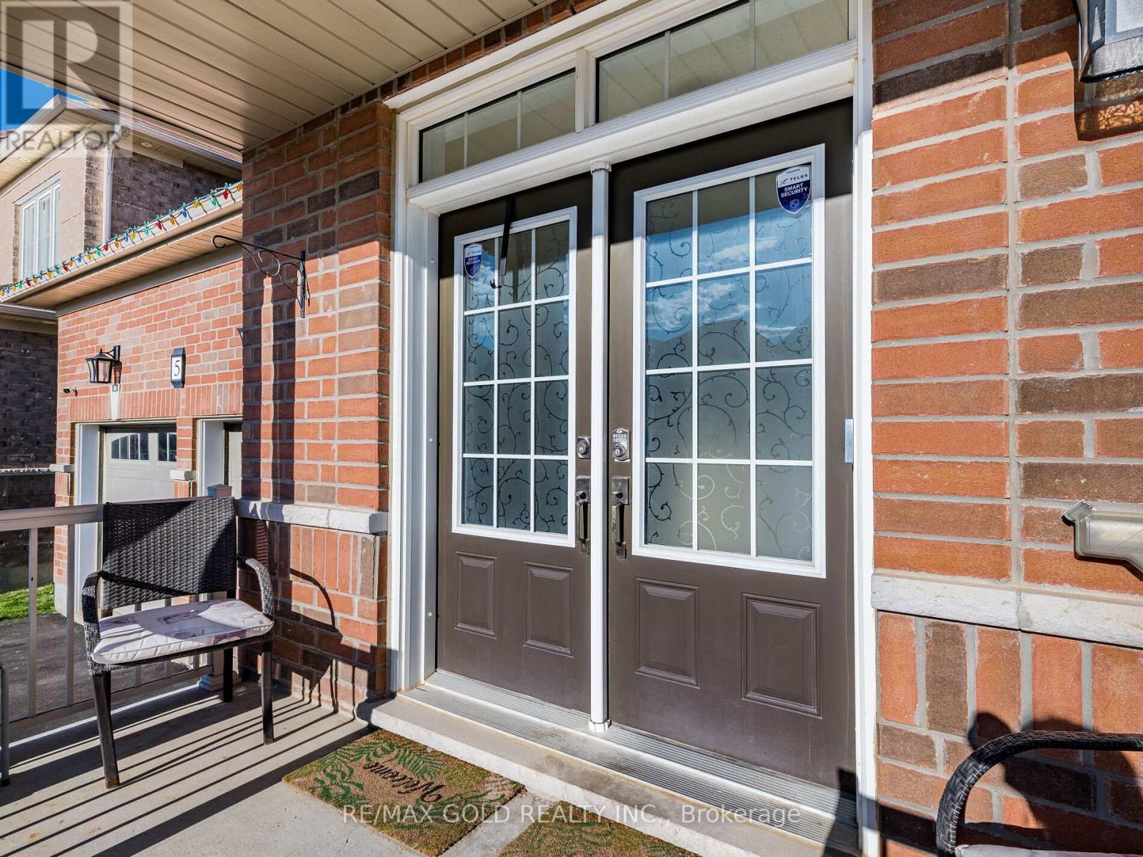 5 Fryent Street, Brampton, Ontario  L7A 4N3 - Photo 2 - W12469910