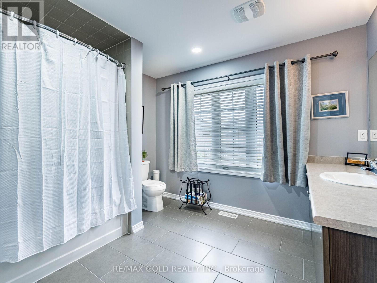 5 Fryent Street, Brampton, Ontario  L7A 4N3 - Photo 23 - W12469910