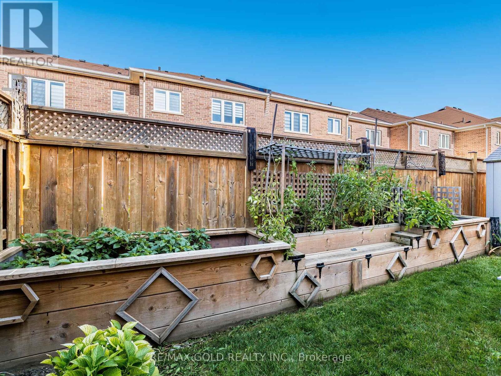 5 Fryent Street, Brampton, Ontario  L7A 4N3 - Photo 35 - W12469910
