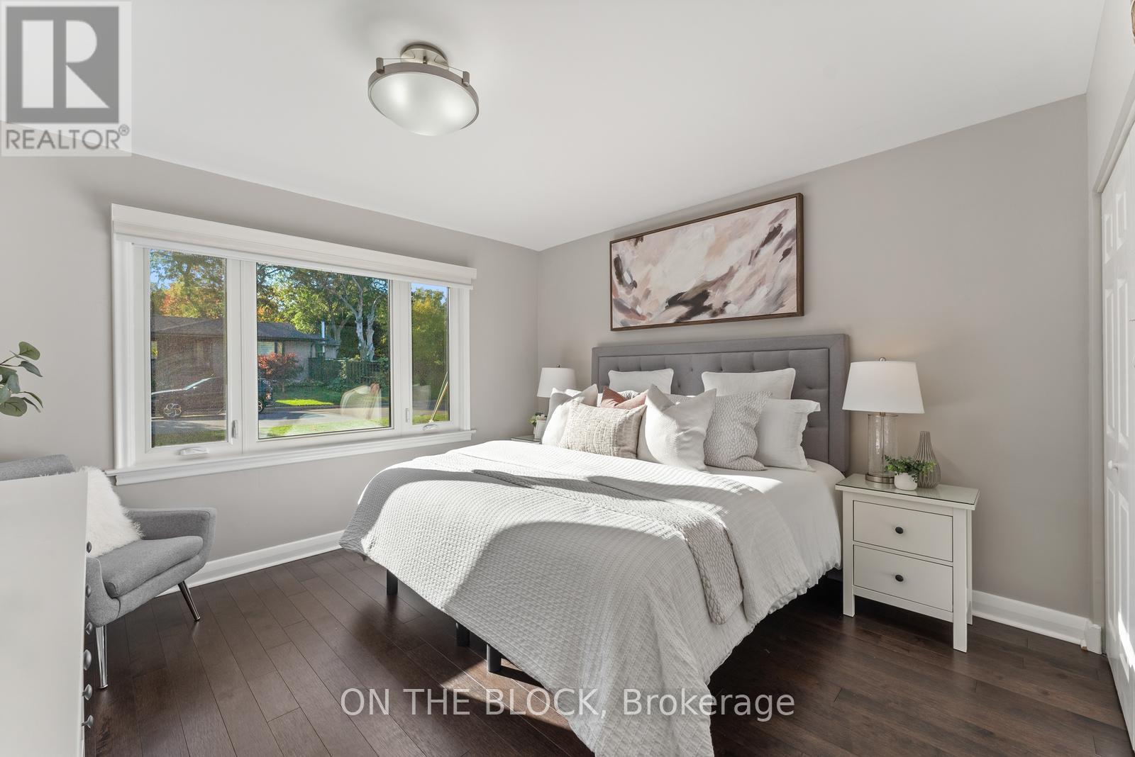 38 Lamont Avenue, Toronto, Ontario  M9N 2K3 - Photo 15 - W12469911
