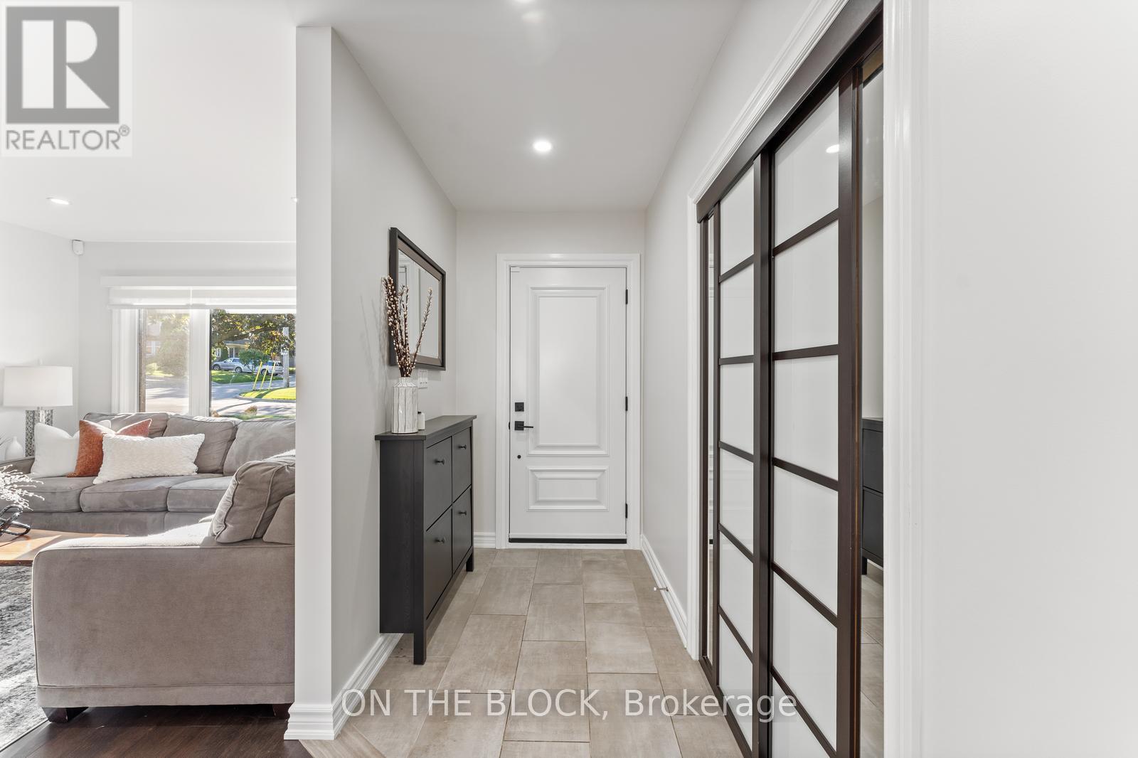 38 Lamont Avenue, Toronto, Ontario  M9N 2K3 - Photo 4 - W12469911