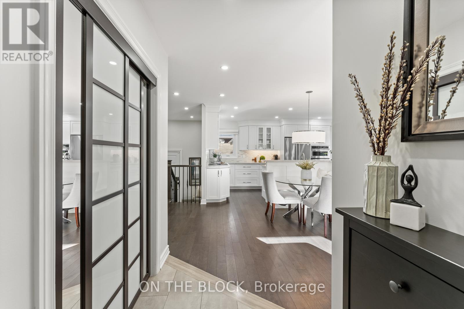 38 Lamont Avenue, Toronto, Ontario  M9N 2K3 - Photo 5 - W12469911