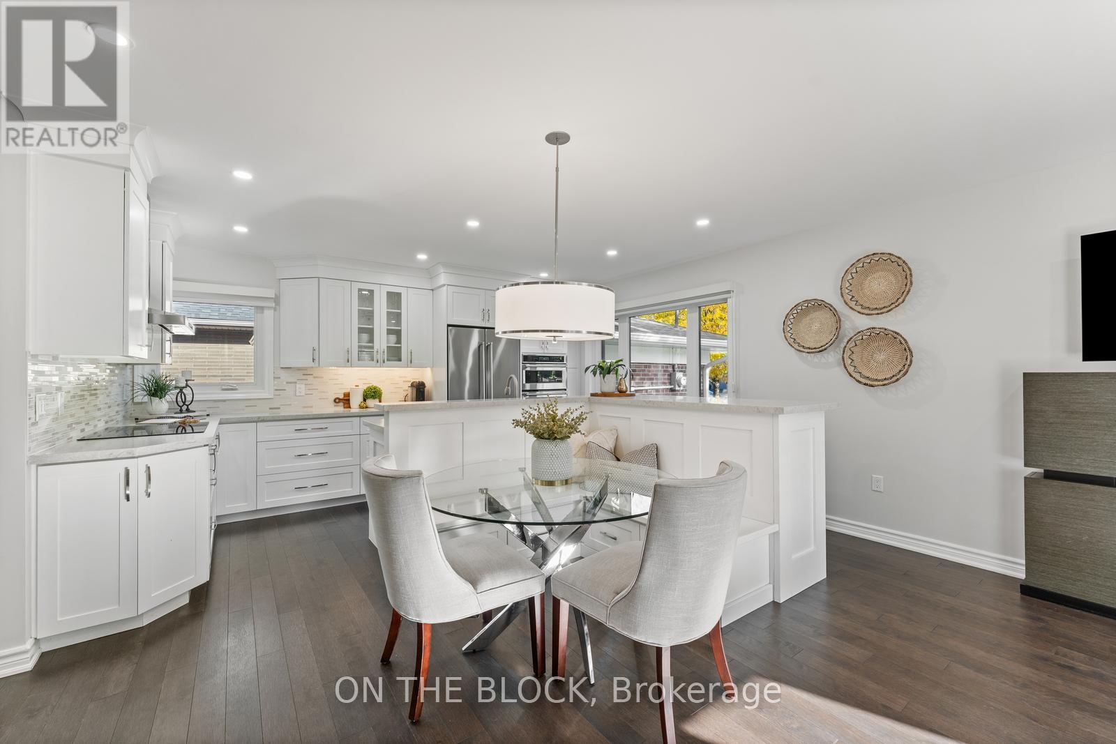 38 Lamont Avenue, Toronto, Ontario  M9N 2K3 - Photo 6 - W12469911