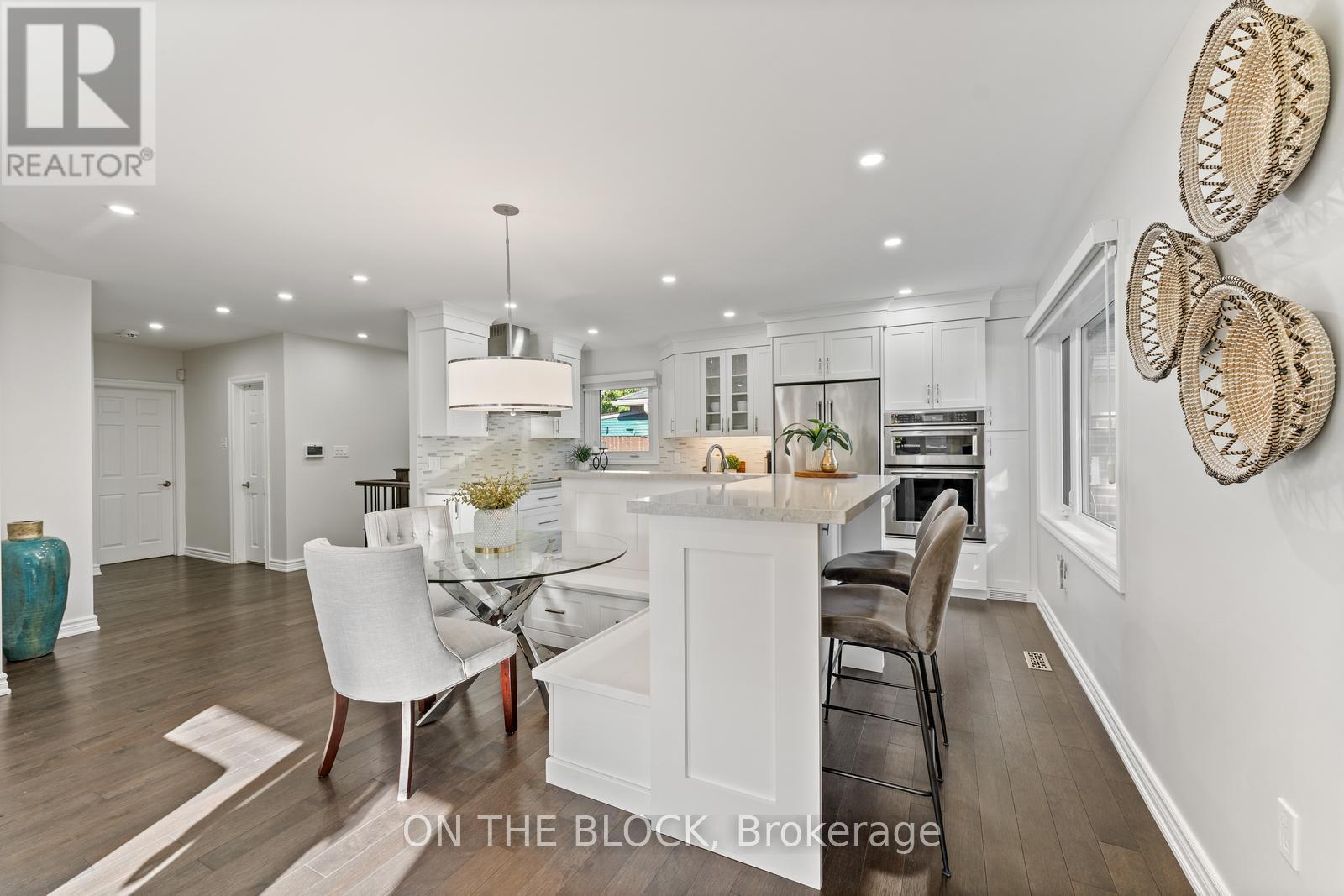38 Lamont Avenue, Toronto, Ontario  M9N 2K3 - Photo 7 - W12469911
