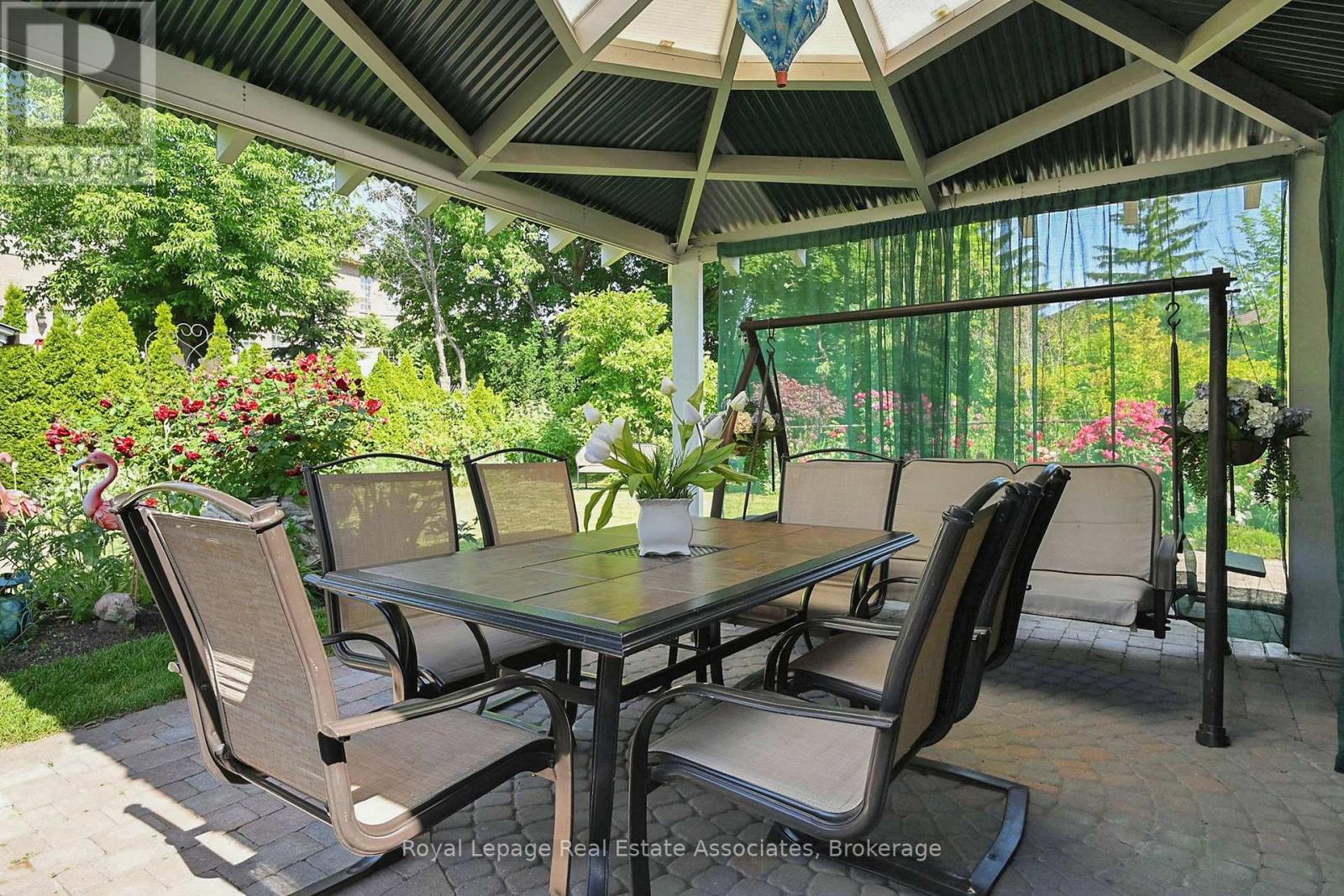 68 Vanguard Drive, Toronto, Ontario  M9B 5E6 - Photo 39 - W12469913