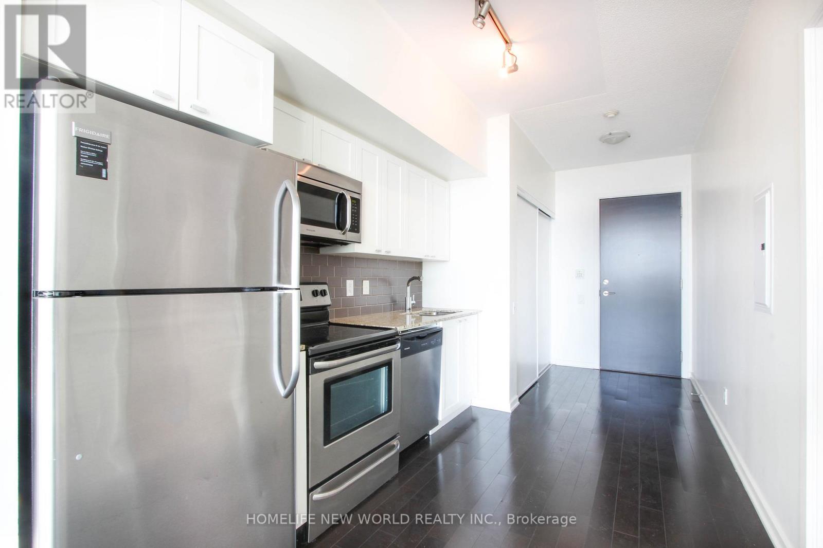 3309 - 105 The Queens Way, Toronto, Ontario  M6S 5B5 - Photo 6 - W12469916
