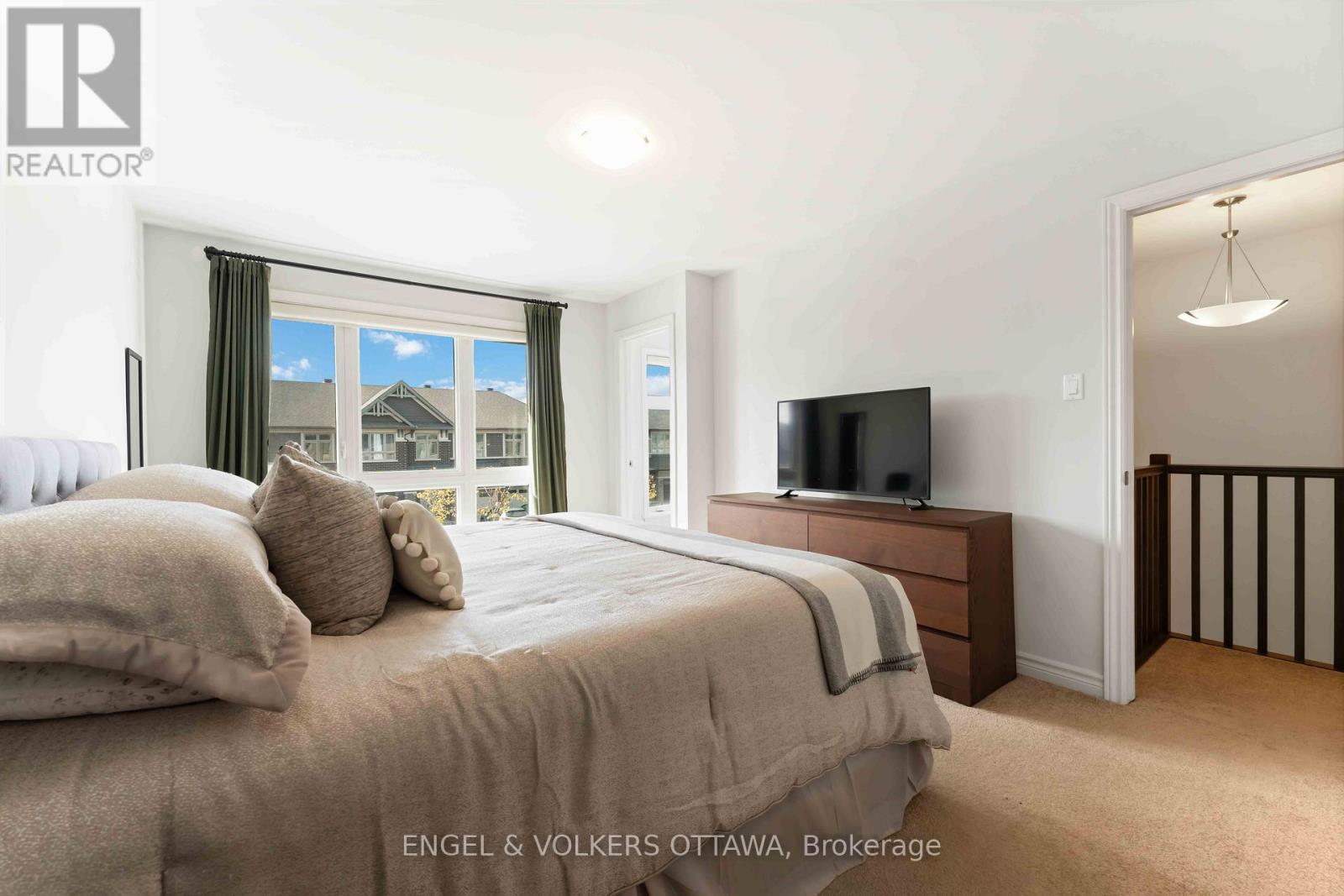 781 Cairn Crescent, Ottawa, Ontario  K1W 0P7 - Photo 20 - X12469964