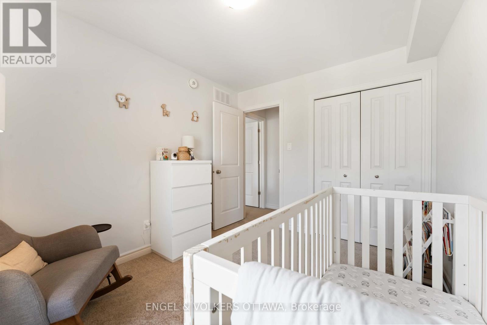 781 Cairn Crescent, Ottawa, Ontario  K1W 0P7 - Photo 30 - X12469964