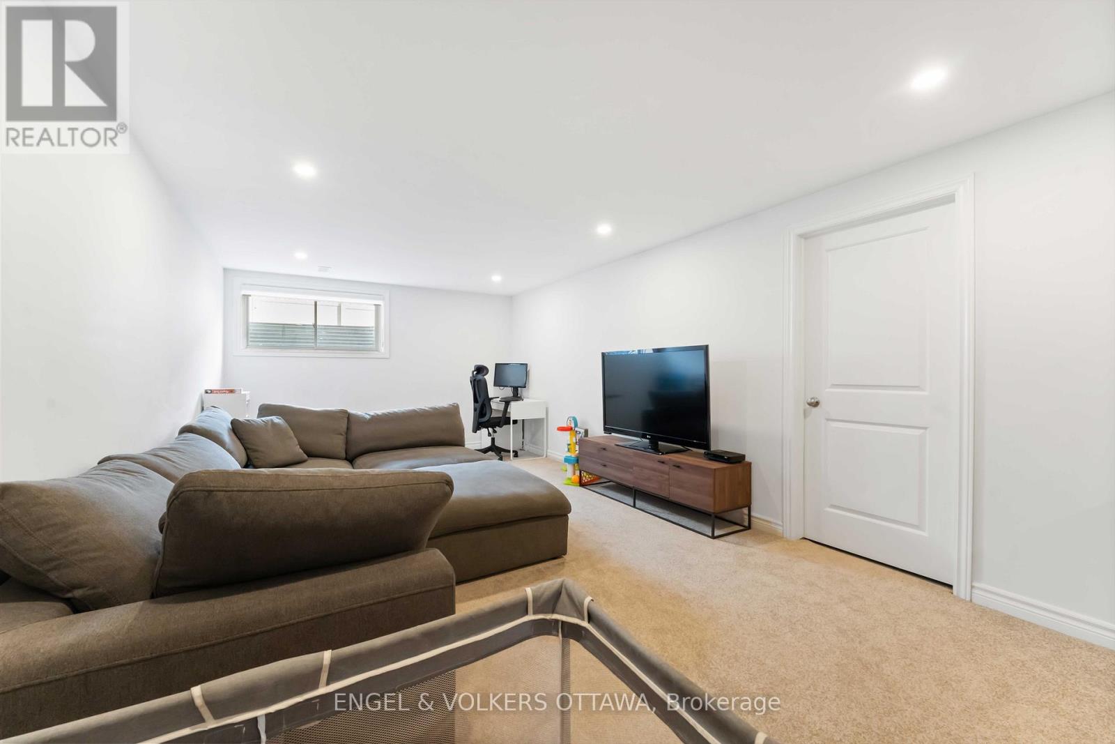 781 Cairn Crescent, Ottawa, Ontario  K1W 0P7 - Photo 39 - X12469964