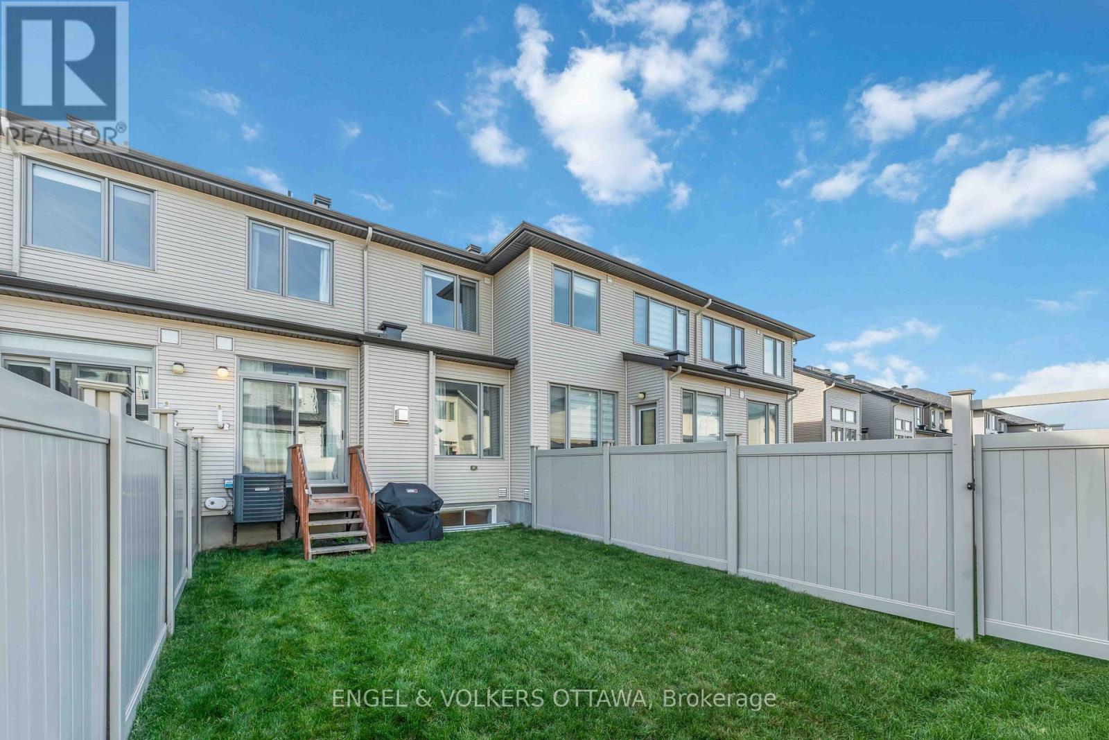 781 Cairn Crescent, Ottawa, Ontario  K1W 0P7 - Photo 43 - X12469964
